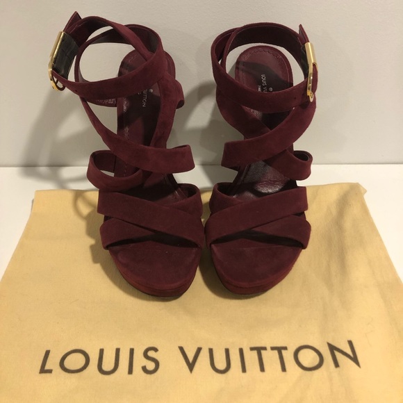 Louis Vuitton Lock Me sandals - Picture 2 of 5